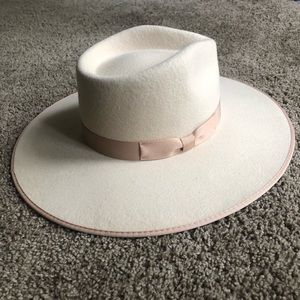 Lack of Color - ivory rancher hat in Small